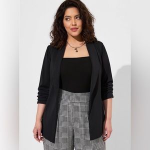 Torrid crepe lightweight stretch blazer 00 12